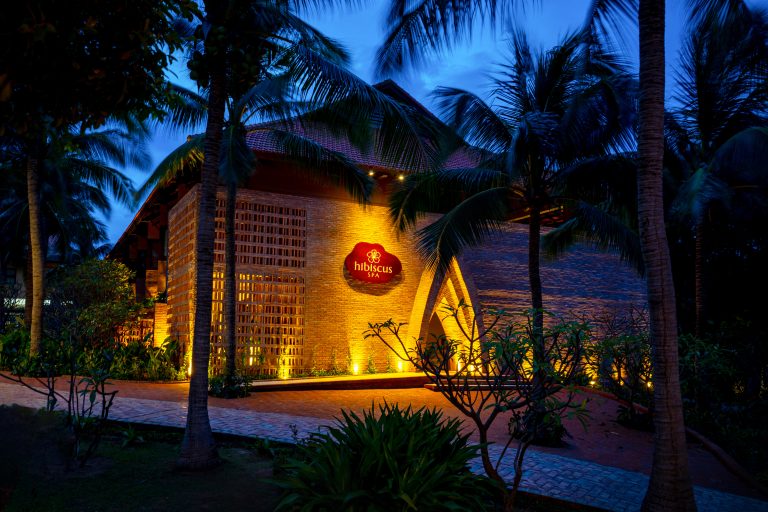 HOLIDAY BLISS BY THE SEA AT PANDANUS RESORT MUI NE